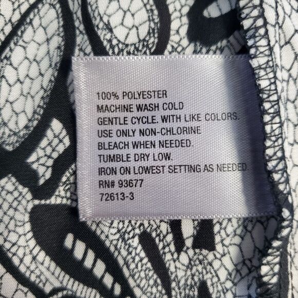 WORTHINGTON BLACK SILVER PLEATED NECK CAP SLEEVE BLOUSE SZ MP - Picture 6 of 6